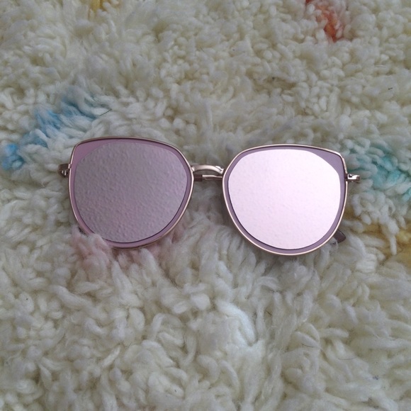 Pink Sunglasses - Picture 1 of 2